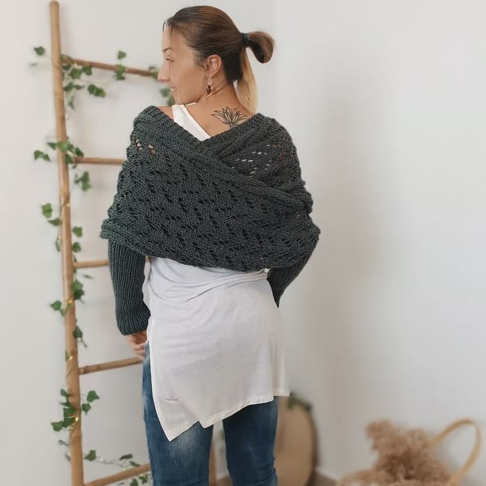 Cape en maille torsadée boléro pour femme